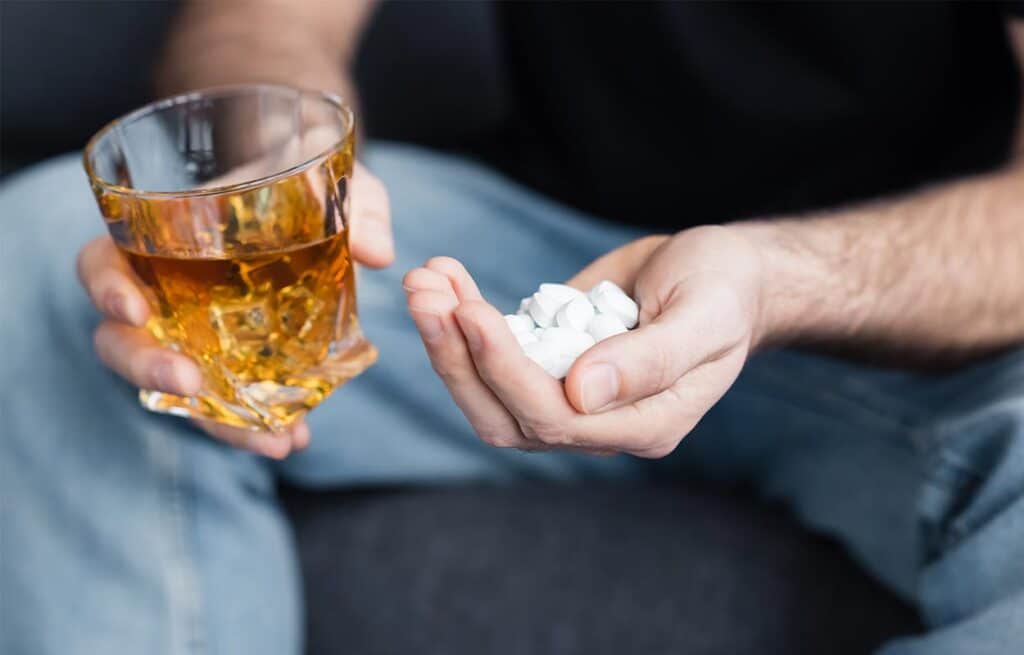 Drinking Alcohol With Adderall: Everything You Need to Know